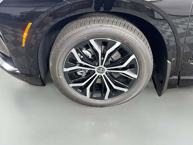 New 2026 Toyota Crown Signia image 4