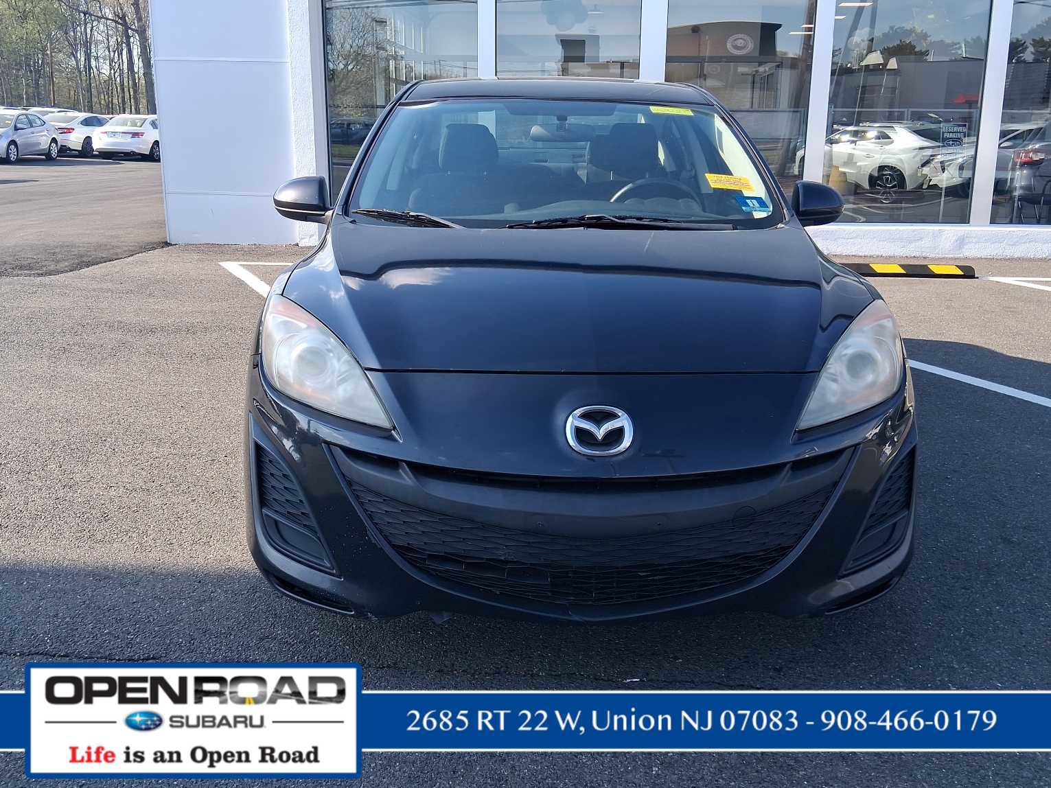 Used 2011 MAZDA MAZDA3 i Touring image 2