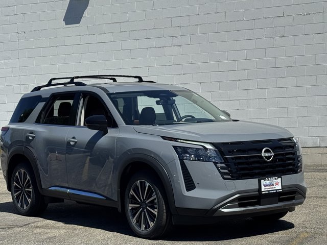 New 2026 Nissan Pathfinder Platinum AWD/4WD image 2