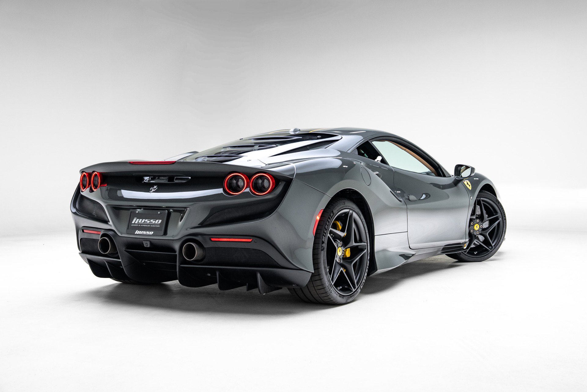 Used 2022 Ferrari F8 Tributo image 4