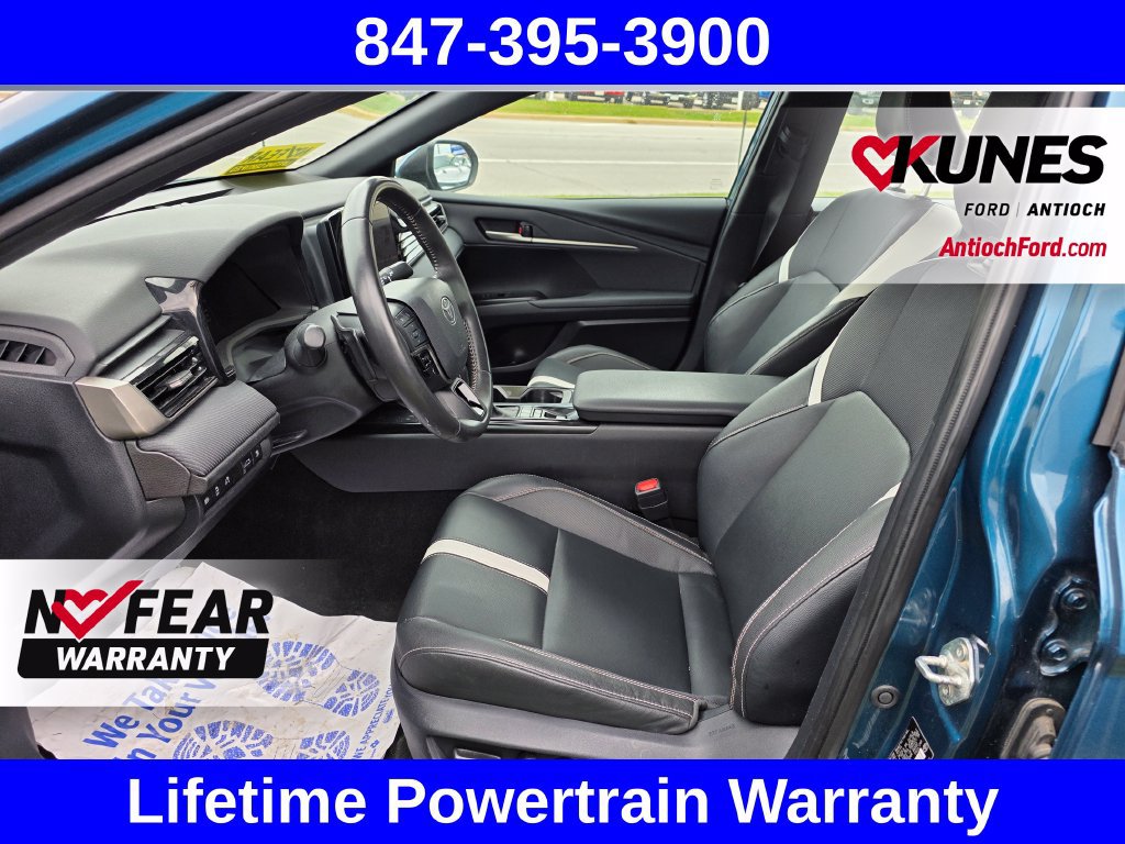 Used 2025 Toyota Camry SE FWD image 26