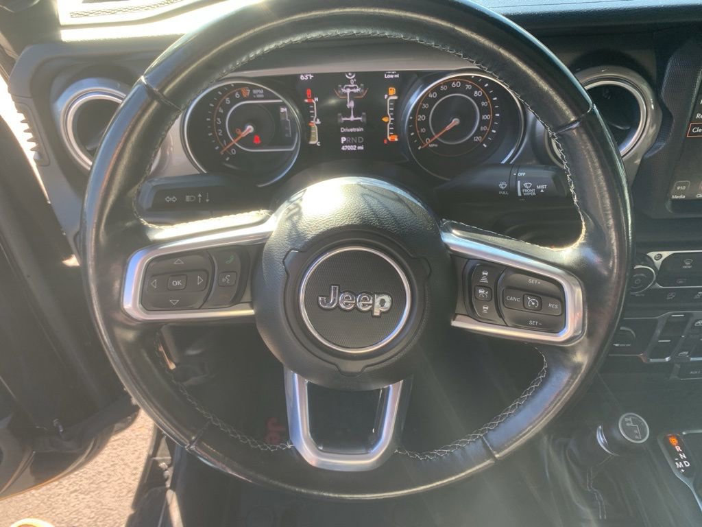 Used 2020 Jeep Gladiator Overland image 12