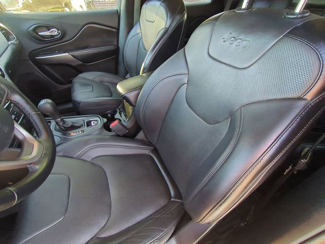 Used 2021 Jeep Cherokee Latitude Lux w/ Comfort/Convenience Group AWD/4WD image 27