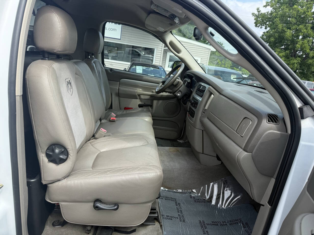 Used 2004 Dodge Ram 1500 Truck SLT AWD/4WD image 8