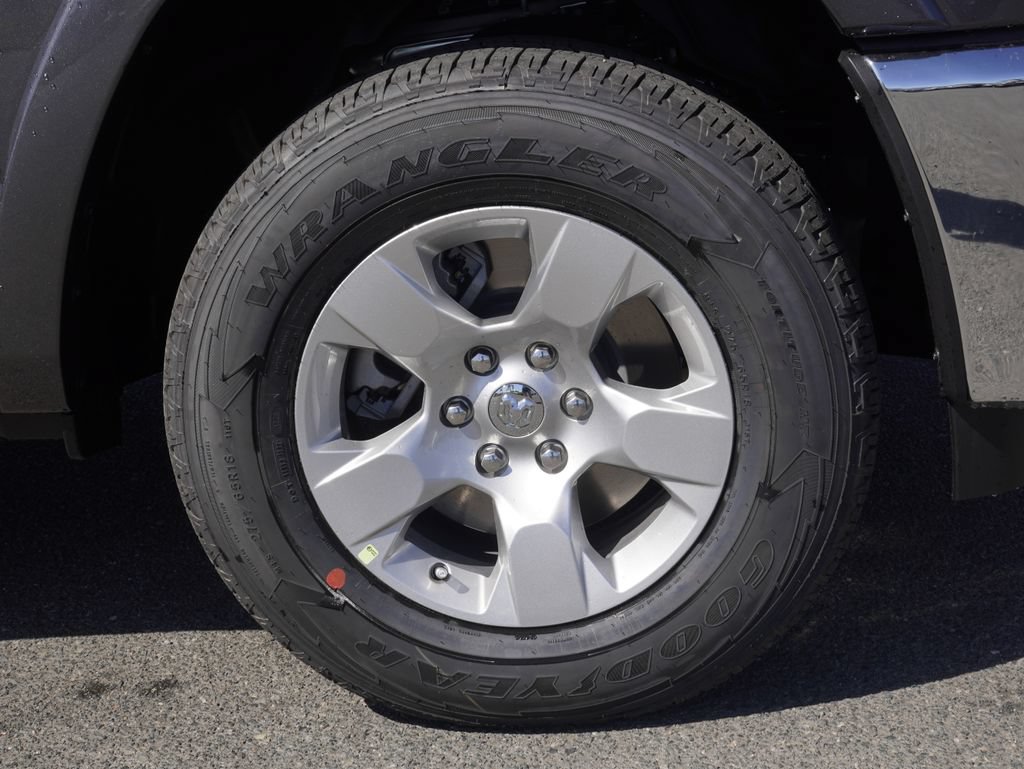 New 2026 RAM 1500 Big Horn AWD/4WD image 11