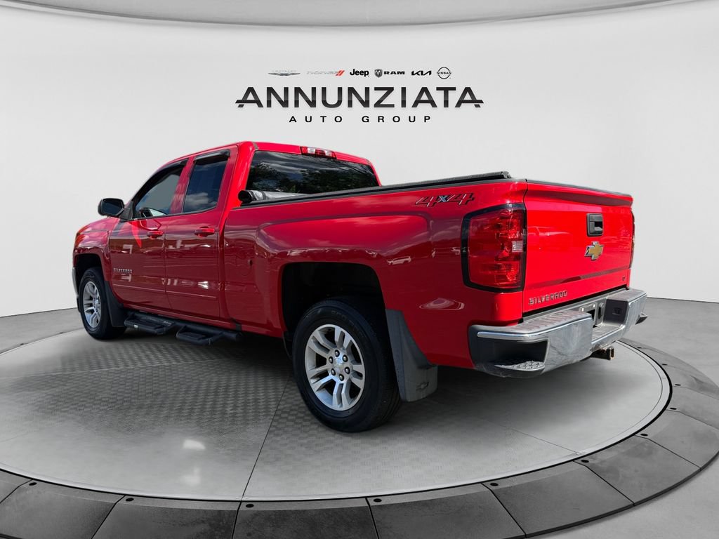 Used 2018 Chevrolet Silverado 1500 LT w/ All Star Edition AWD/4WD image 3