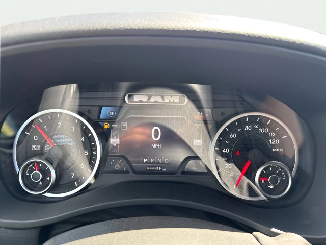 New 2026 RAM 3500 Big Horn AWD/4WD image 12