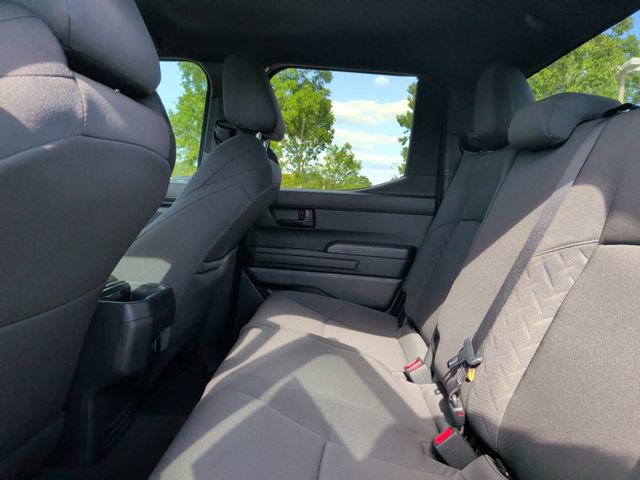 Used 2025 Toyota Tacoma SR5 AWD/4WD image 27