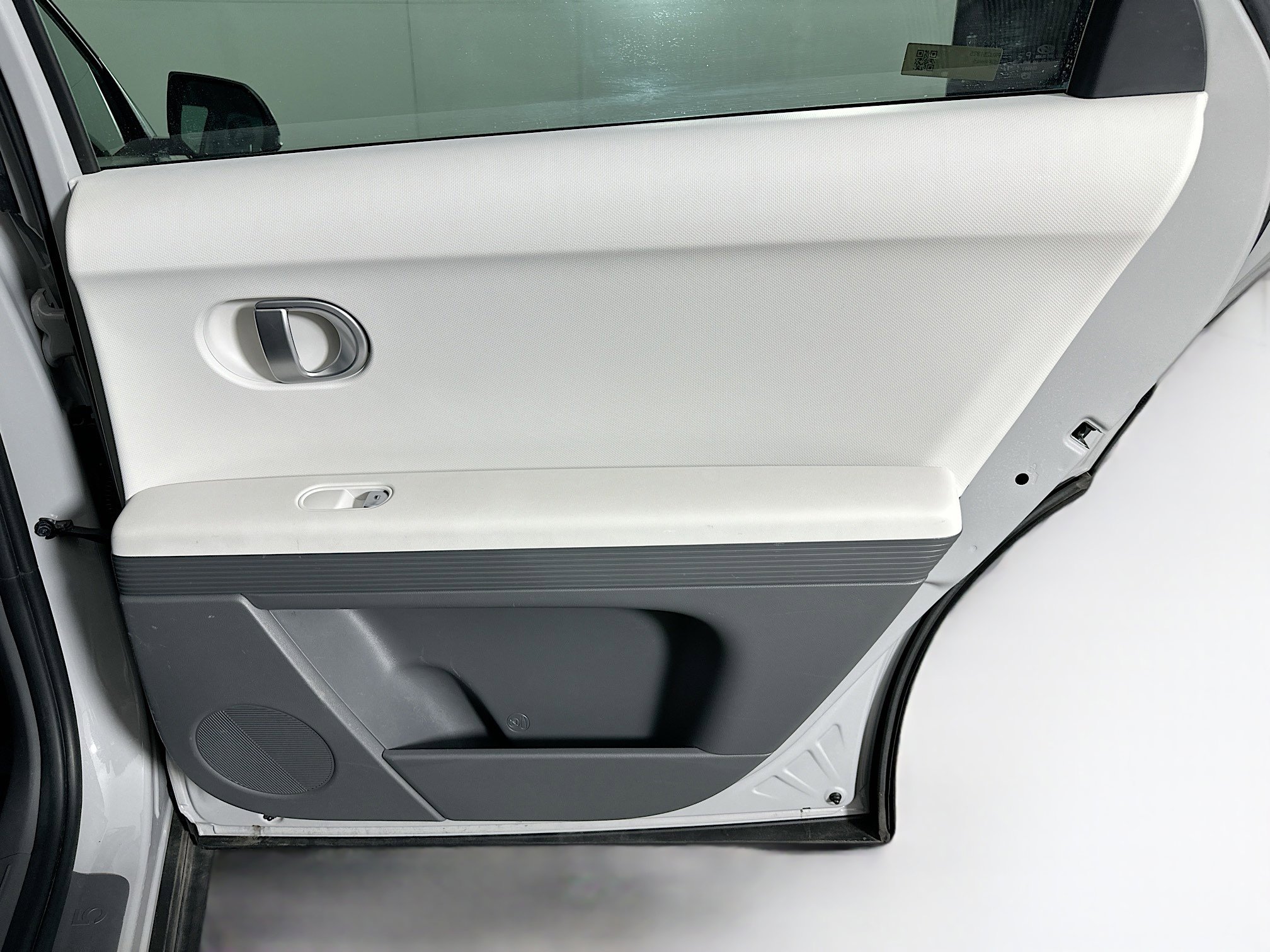 Used 2024 Hyundai Ioniq 5 SEL RWD image 30