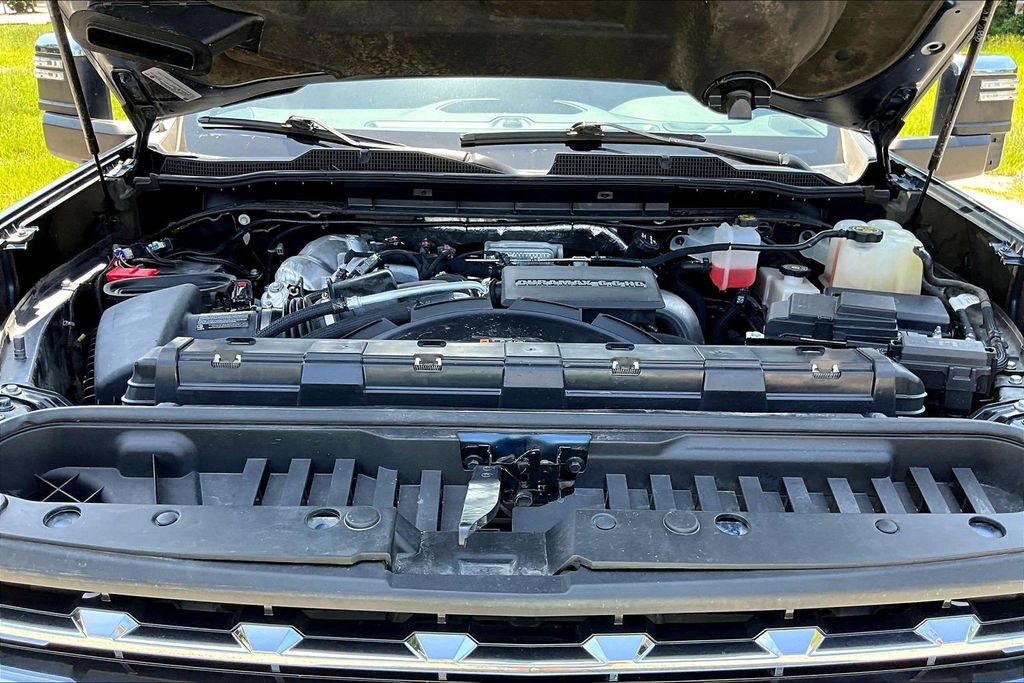 Used 2023 Chevrolet Silverado 3500 LTZ AWD/4WD image 33