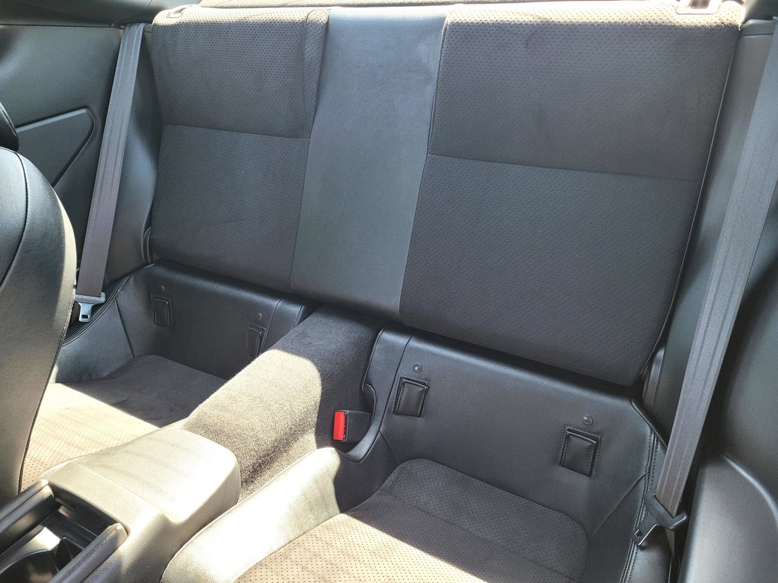 Used 2025 Toyota GR86 Premium w/ ALL Weather Mat Package (TMS) RWD image 13