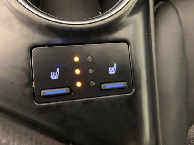 Used 2019 Toyota Camry XSE image 25