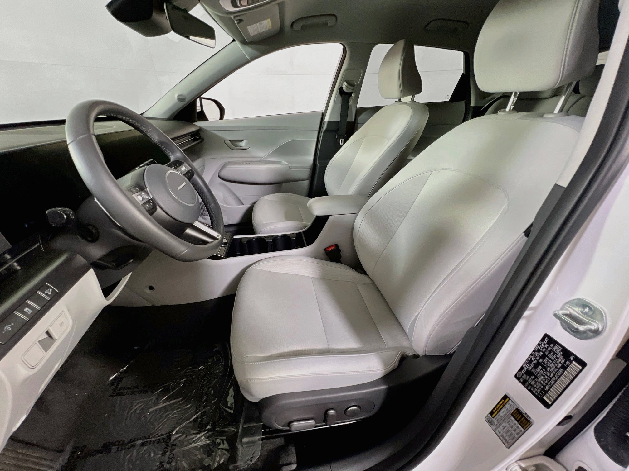 Used 2024 Hyundai Kona SEL w/ Convenience Package AWD/4WD image 21