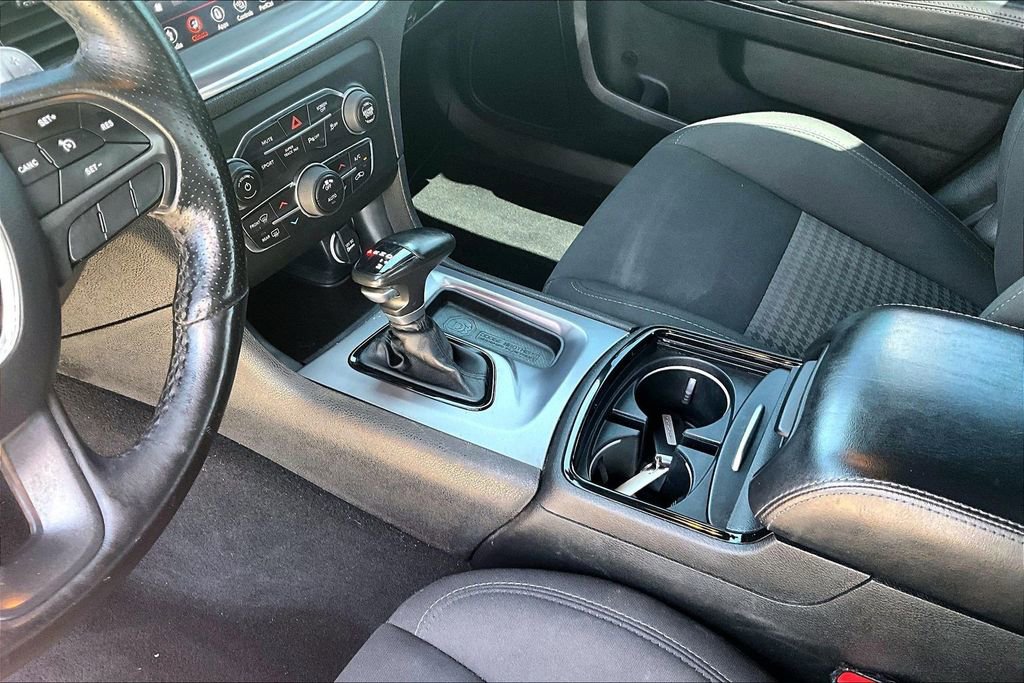 Used 2019 Dodge Charger R/T w/ Blacktop Package RWD image 15