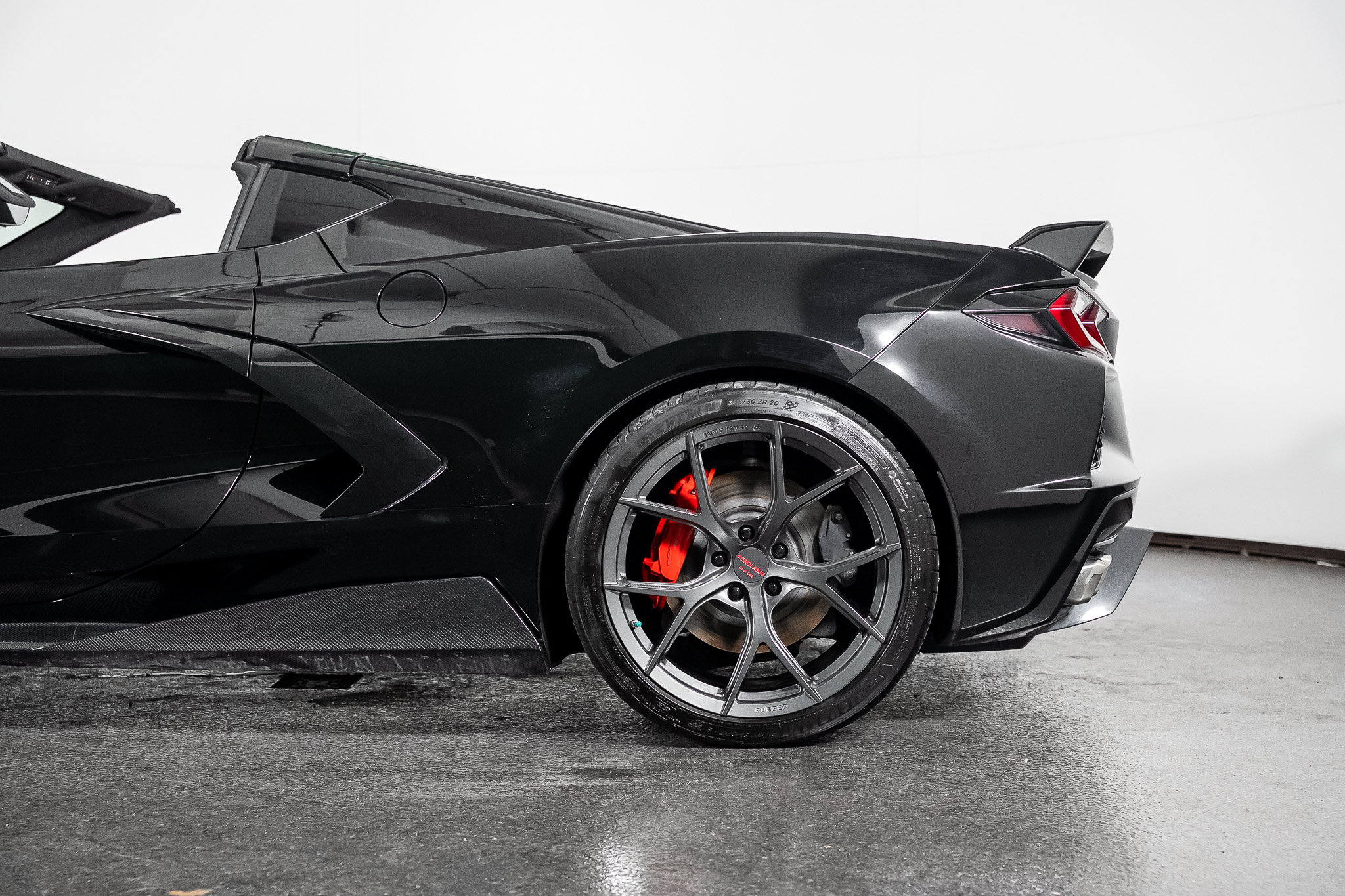 Used 2023 Chevrolet Corvette Stingray Premium Cpe w/ Z51 Performance Package RWD image 19