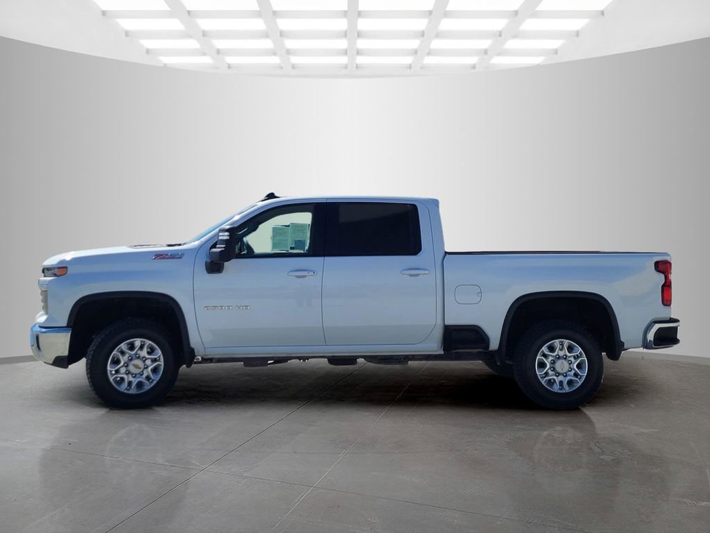 Used 2025 Chevrolet Silverado 2500 LT image 7