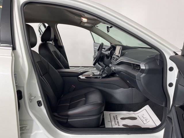 Used 2023 Nissan Altima 2.5 SR image 40