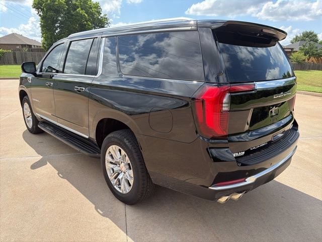 Used 2026 GMC Yukon XL Denali w/ LPO, Floor Liner Package AWD/4WD image 3