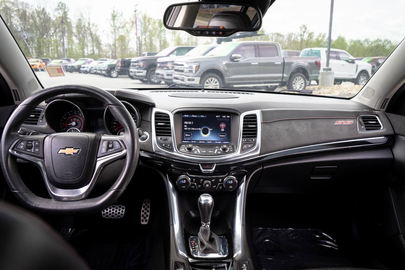 Used 2014 Chevrolet SS image 19