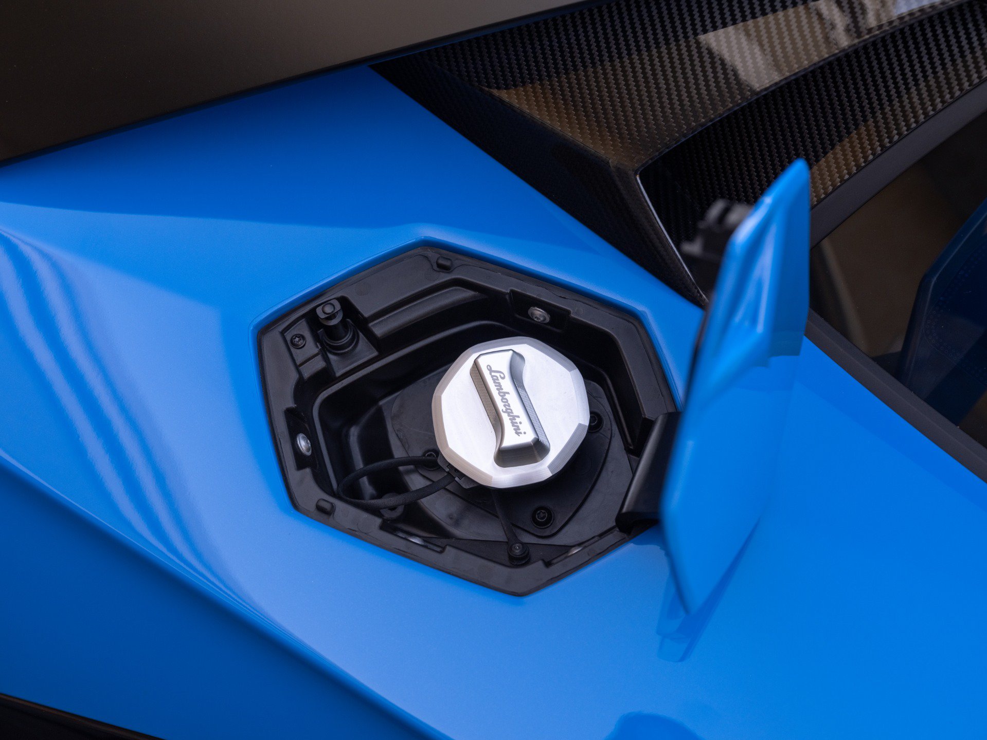 Used 2020 Lamborghini Aventador SVJ AWD/4WD image 60