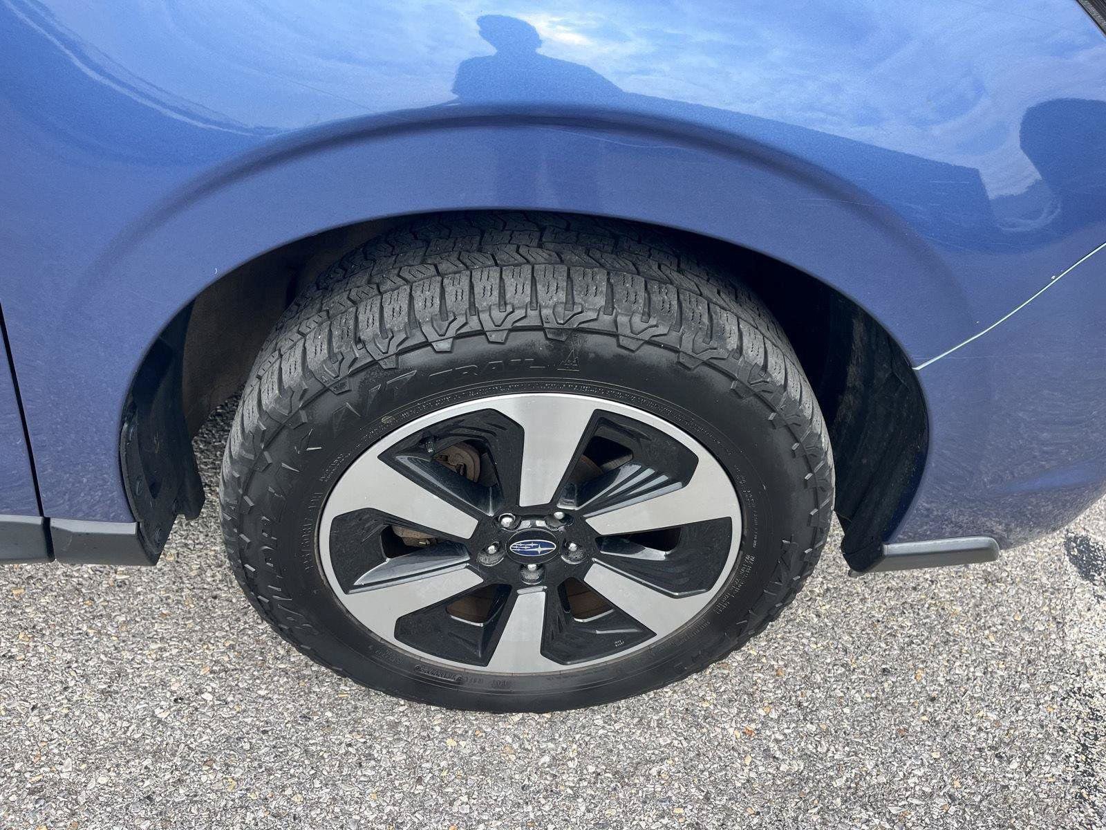 Used 2017 Subaru Forester 2.5i Premium AWD/4WD image 10