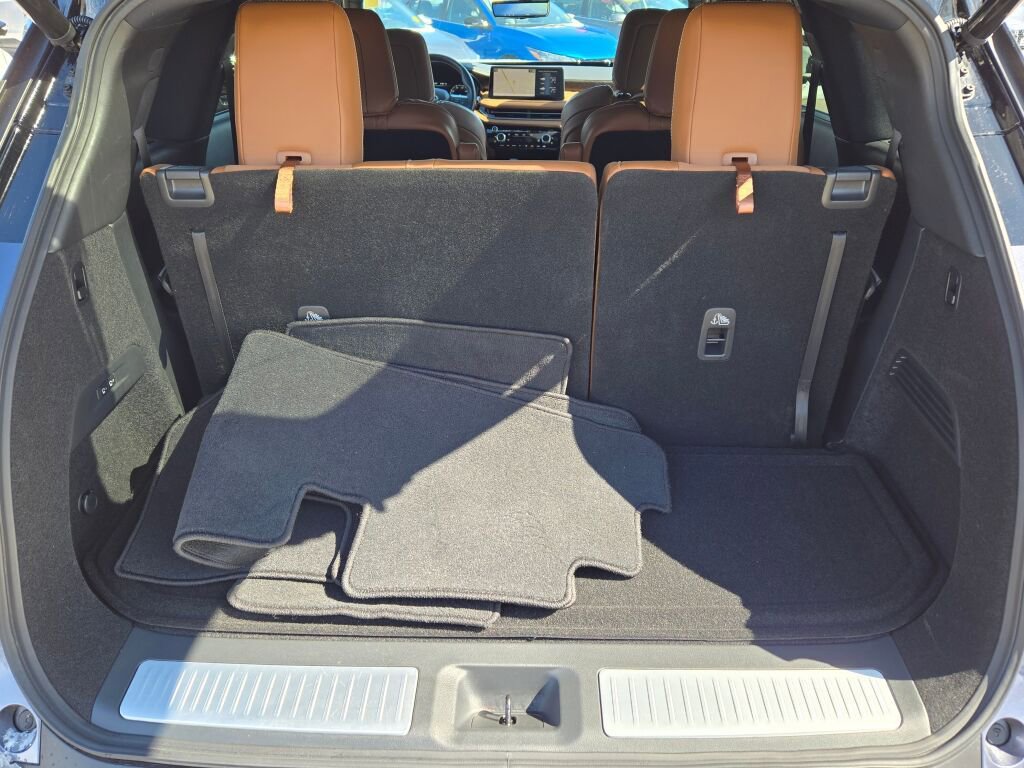 Used 2025 INFINITI QX60 Autograph w/ Cargo Package image 15