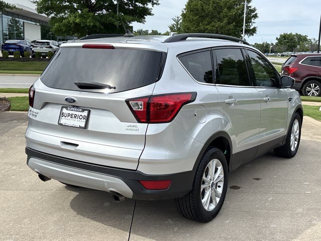 Used 2019 Ford Escape SEL FWD image 3
