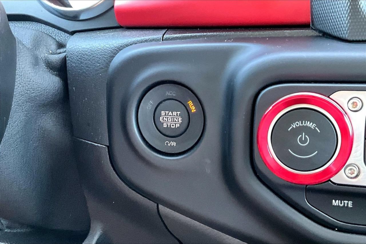 Used 2021 Jeep Gladiator Rubicon AWD/4WD image 27