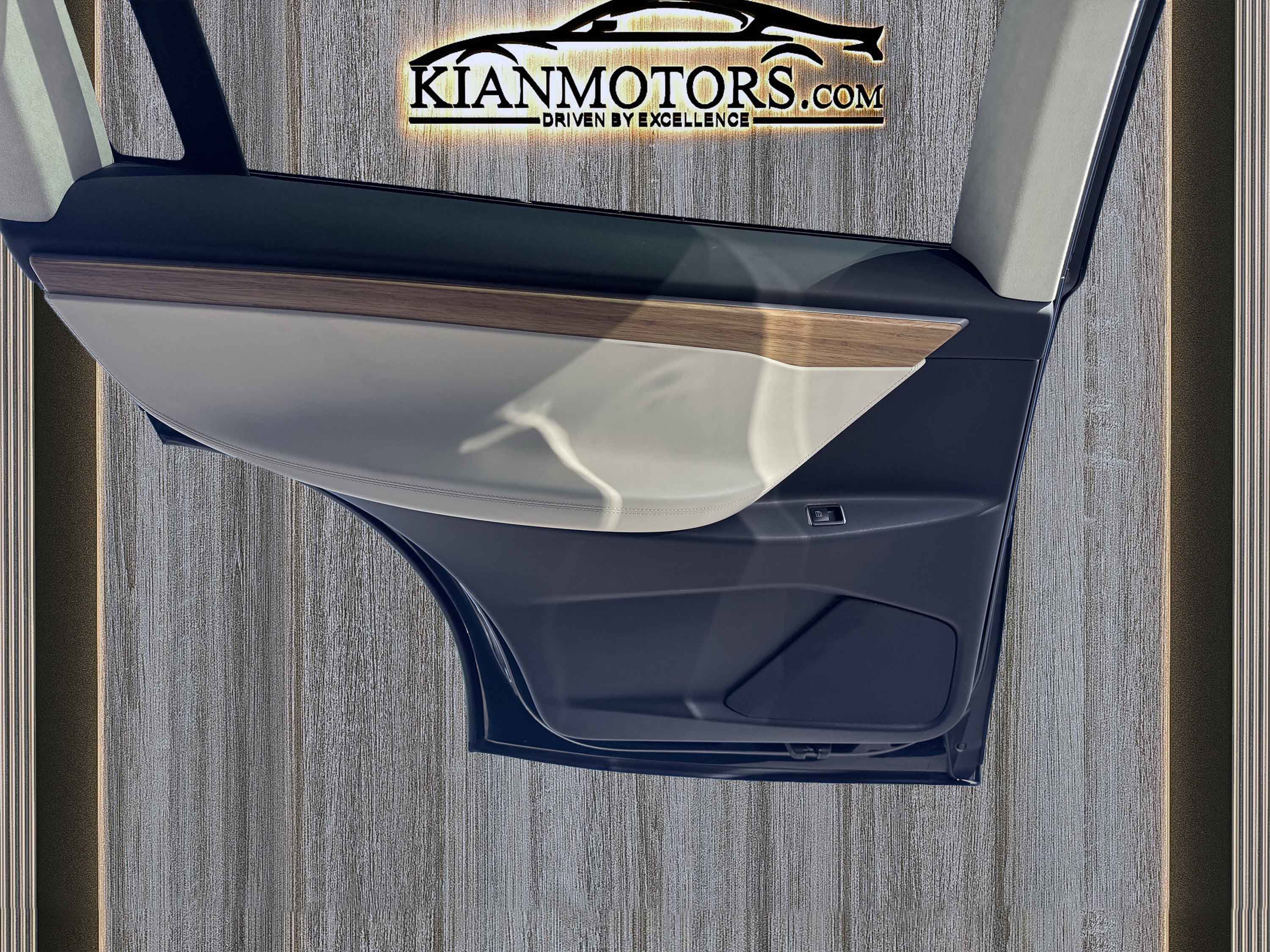 Used 2019 Tesla Model X 75D image 73