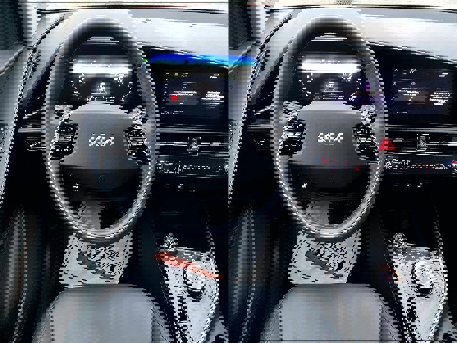 Used 2023 Kia Niro Wind w/ Wind Preserve Package image 17