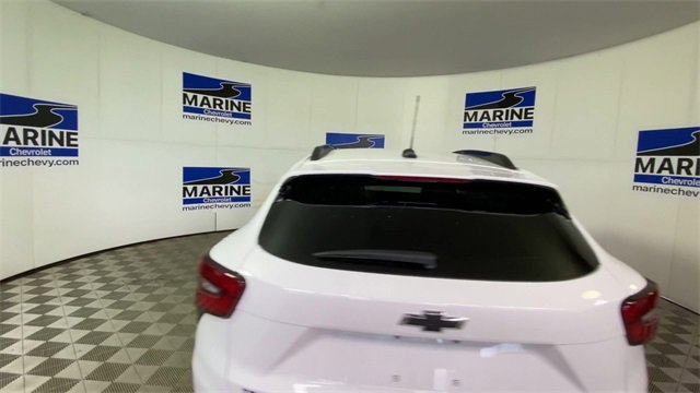 Certified 2026 Chevrolet Trax RS image 9