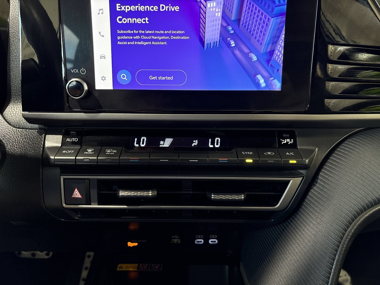 Used 2025 Toyota Camry SE FWD image 20