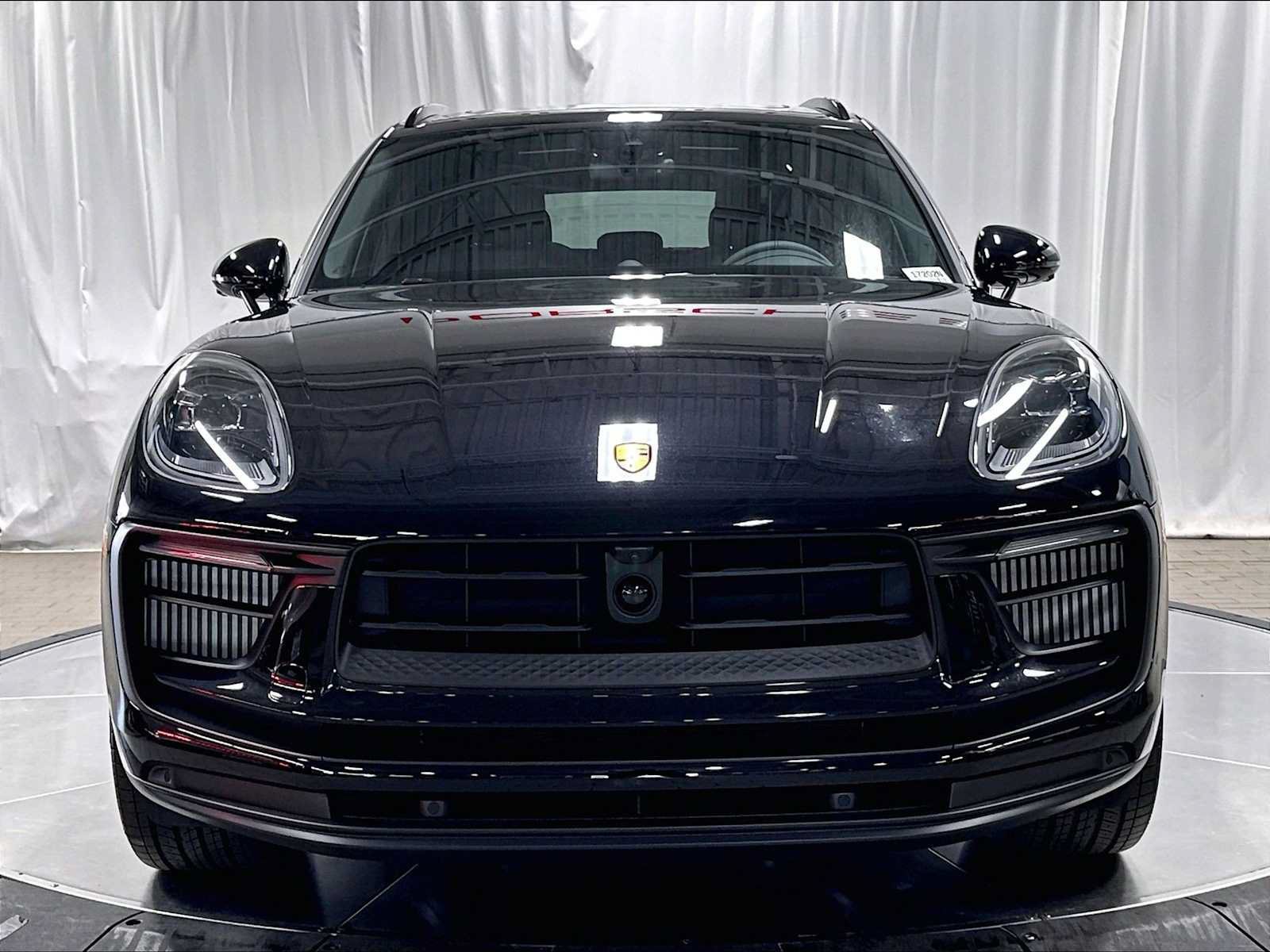 New 2026 Porsche Macan S AWD/4WD image 10
