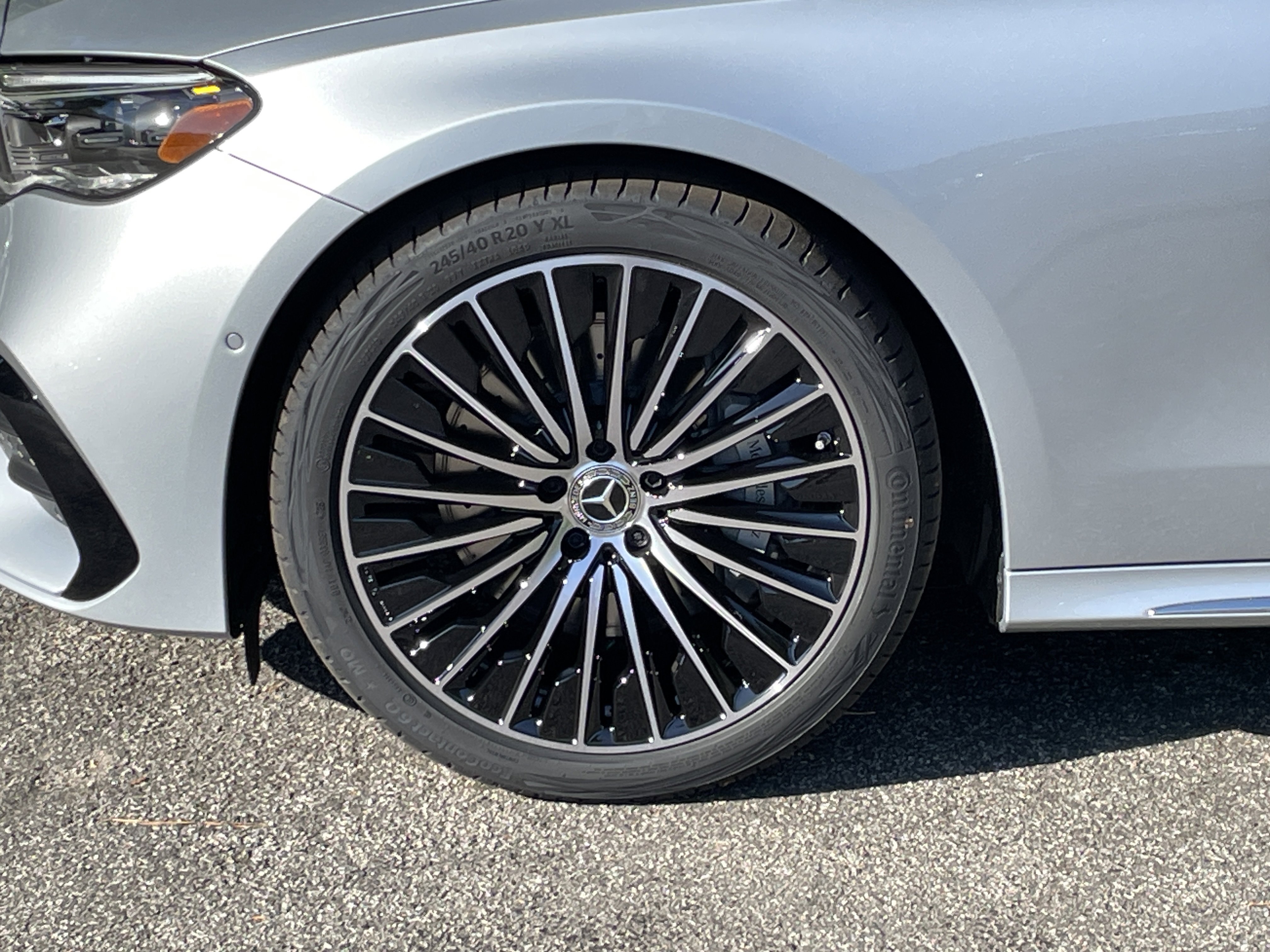 New 2026 Mercedes-Benz E 450 4MATIC Sedan image 16