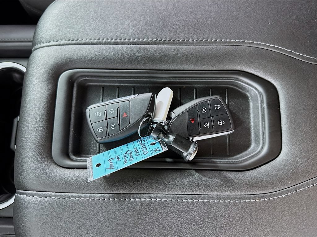 Used 2023 Chevrolet Tahoe LS AWD/4WD image 25