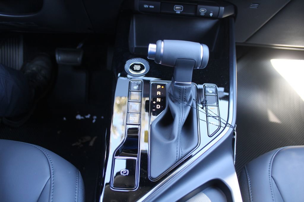 New 2026 Kia Niro EX FWD image 35