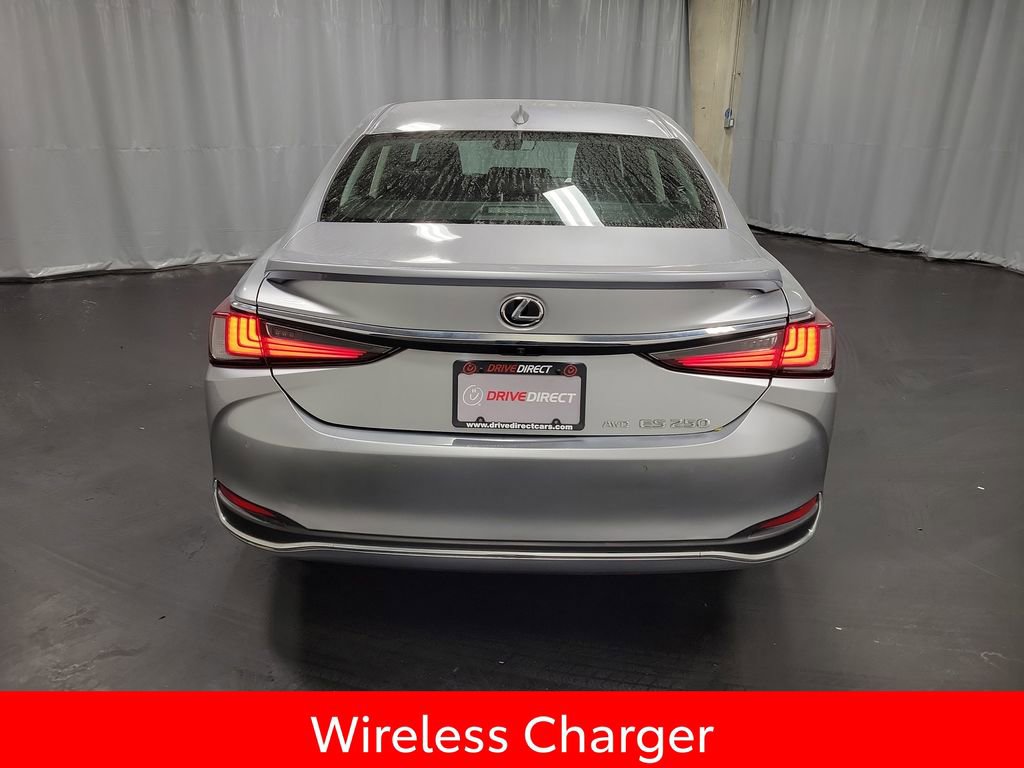 Used 2023 Lexus ES 250 w/ Premium Package image 7