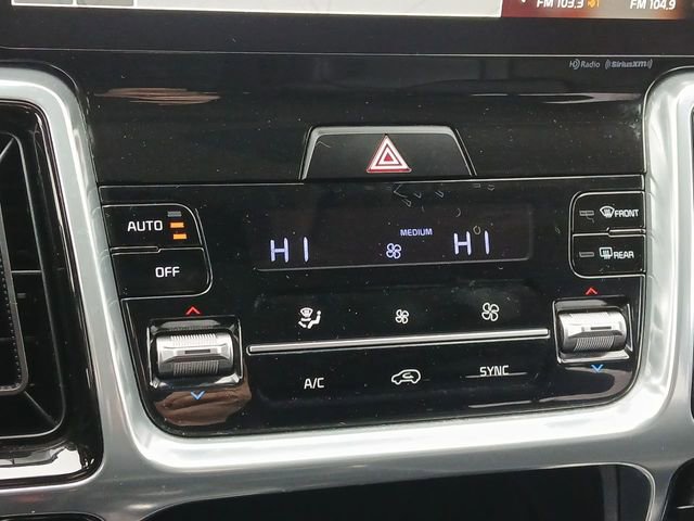 Certified 2023 Kia Sorento SX image 19