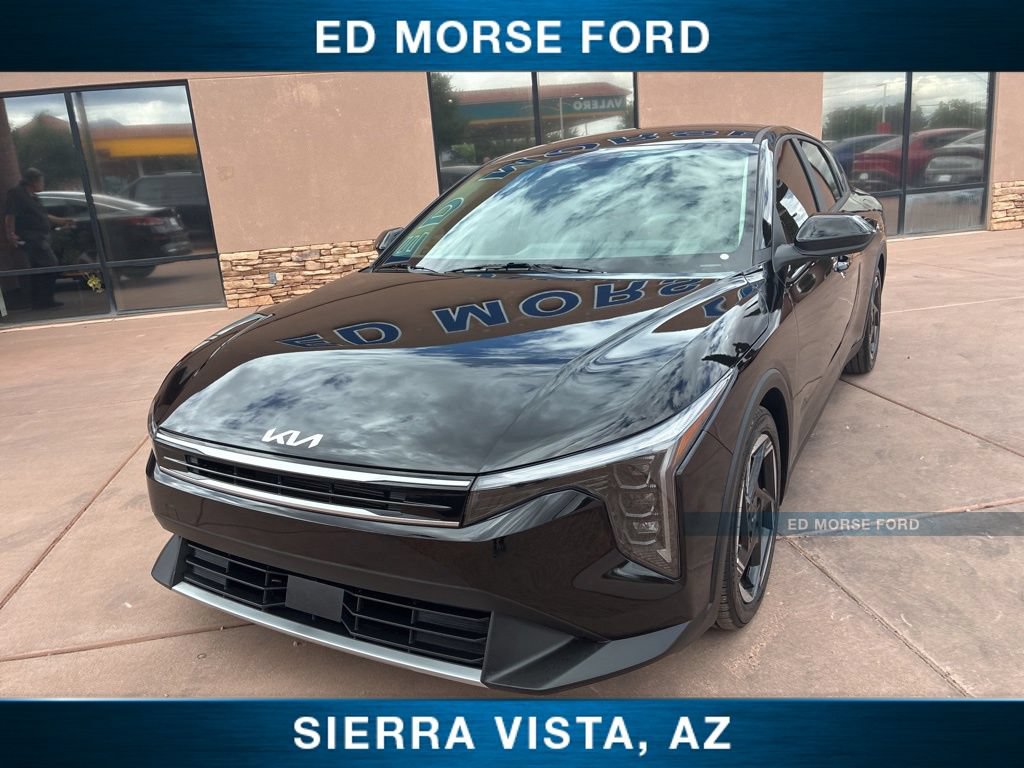 Certified 2025 Kia K4 GT-Line Turbo FWD image 2