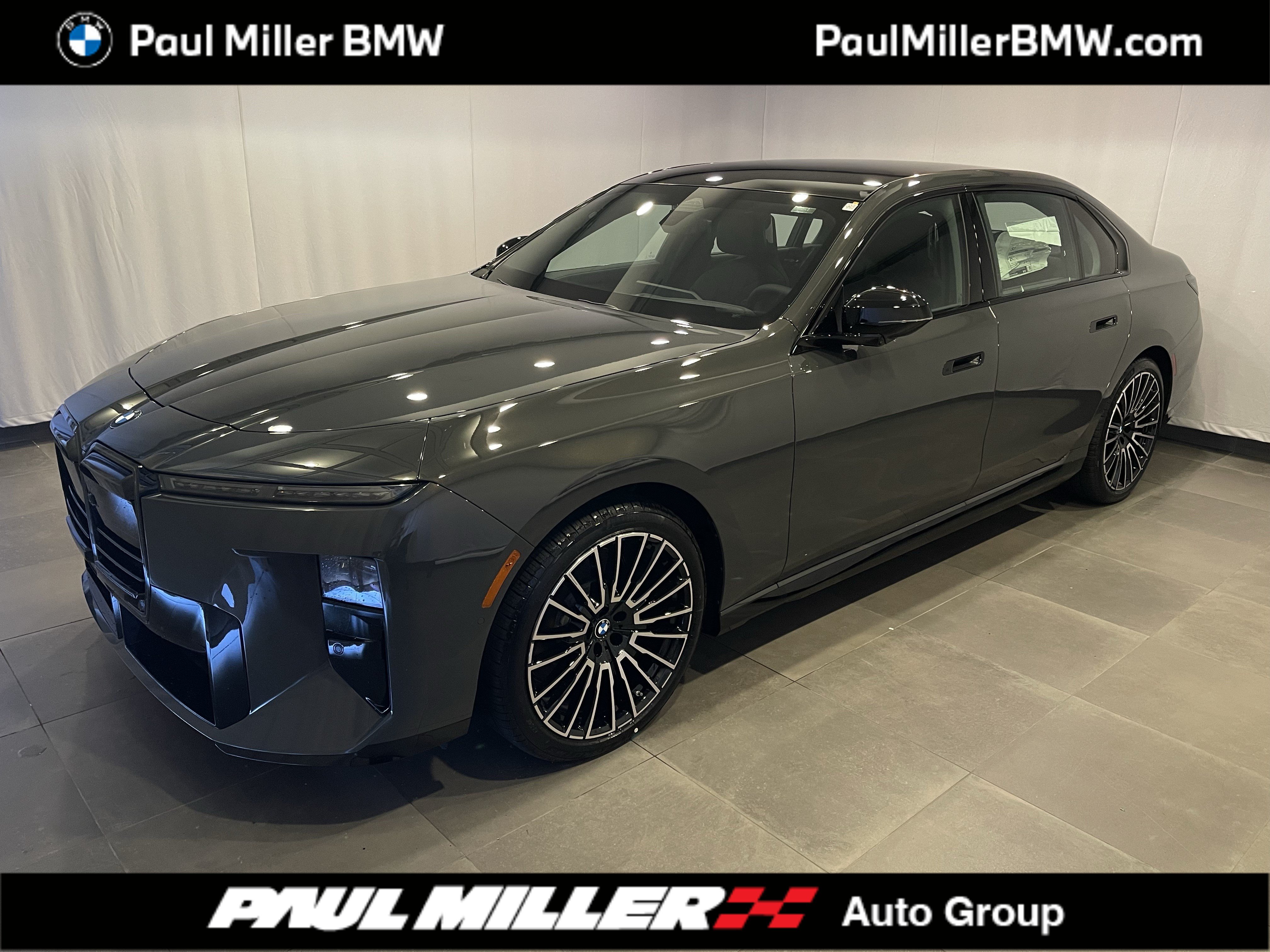 New 2027 BMW 740i xDrive w/ Executive Package