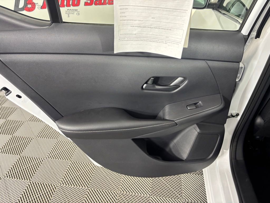 Used 2024 Nissan Sentra S image 31