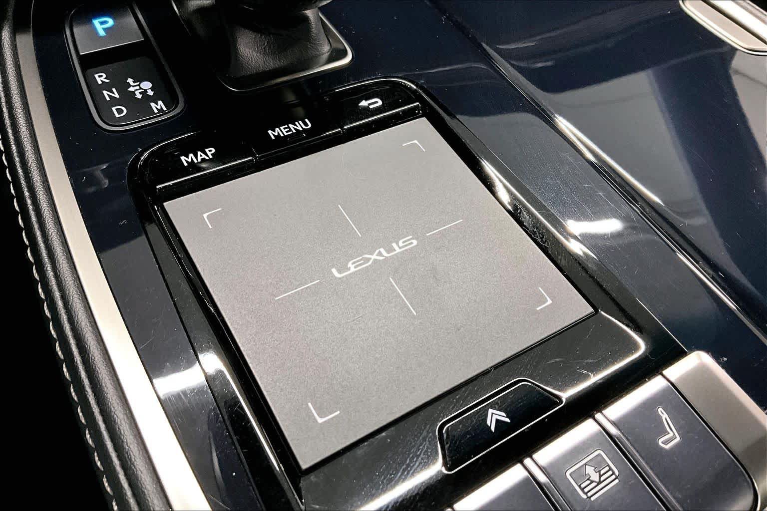 Used 2018 Lexus LS 500 F Sport w/ Accessory Package (Z2) RWD image 30