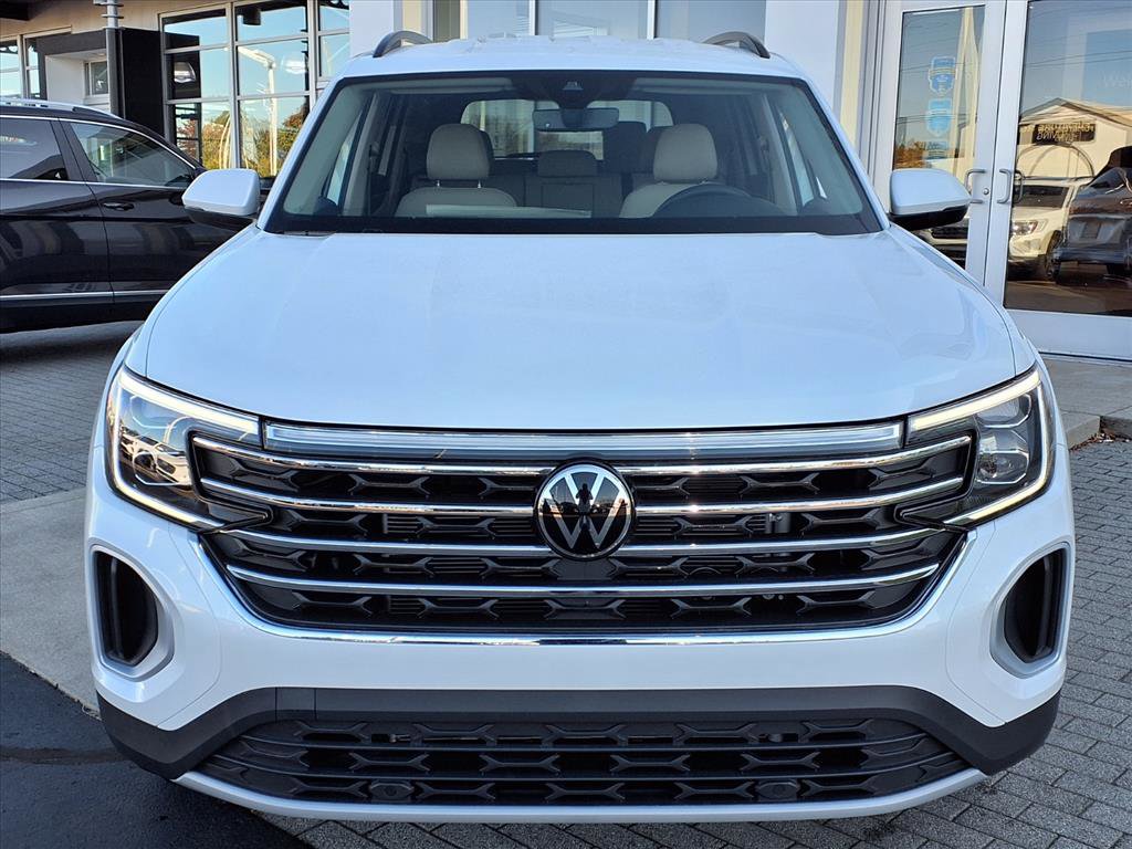New 2026 Volkswagen Atlas SE image 2