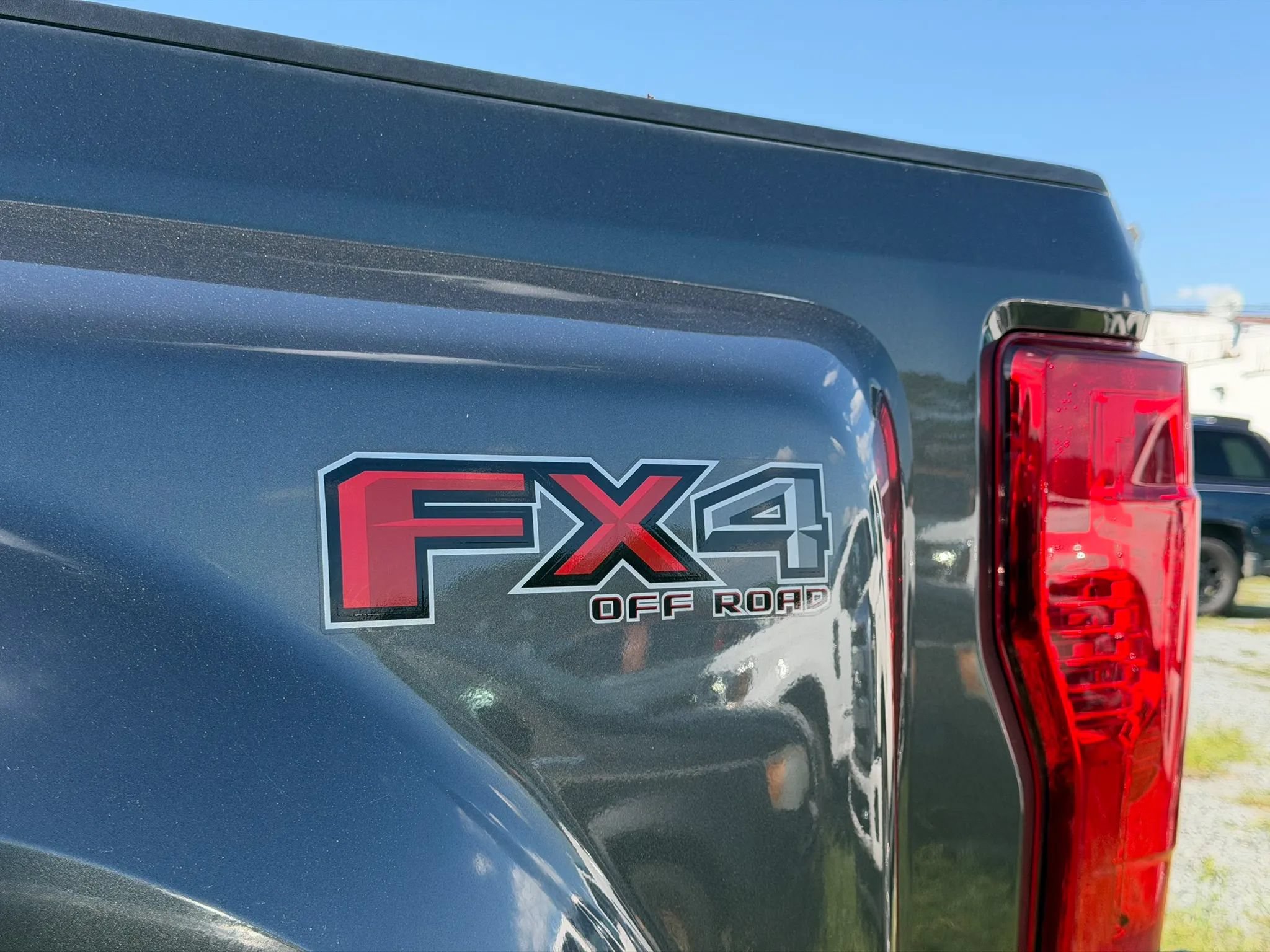 Used 2020 Ford F350 XL w/ STX Appearance Package AWD/4WD image 6