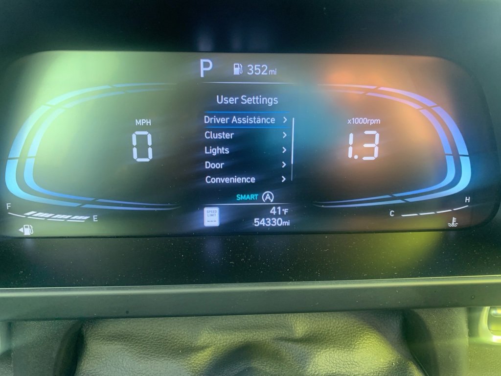 Certified 2024 Hyundai Elantra SE image 18