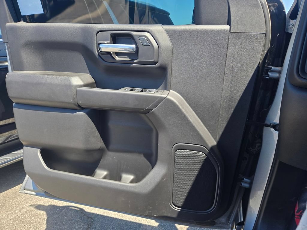 Used 2025 Chevrolet Silverado 1500 Custom Trail Boss AWD/4WD image 14