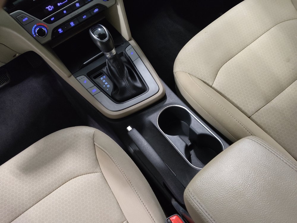 Used 2017 Hyundai Elantra Value Edition image 26