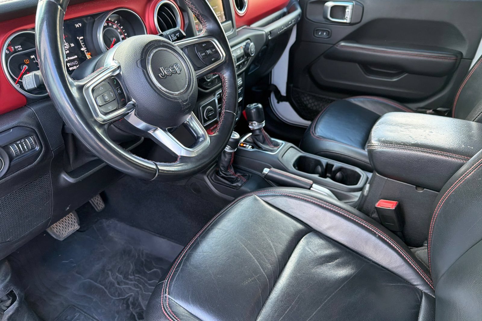 Used 2018 Jeep Wrangler Unlimited Rubicon w/ Safety Group AWD/4WD image 10