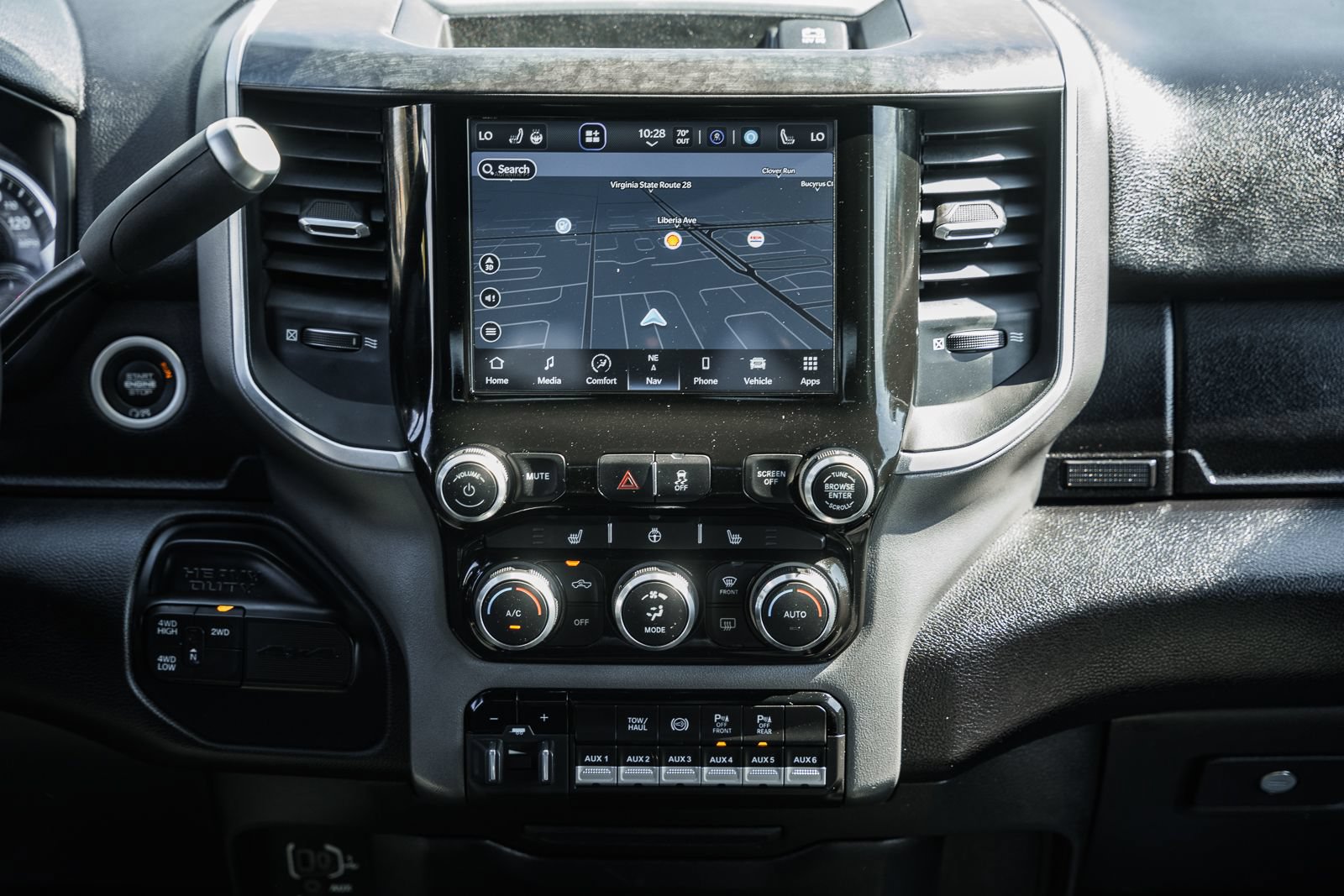Used 2022 RAM 2500 Big Horn w/ Night Edition AWD/4WD image 40