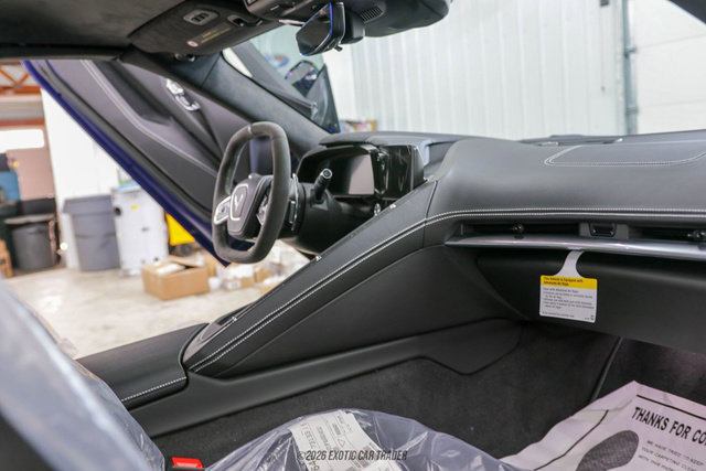 Used 2025 Chevrolet Corvette Stingray Premium Conv w/ Z51 Performance Package RWD image 35